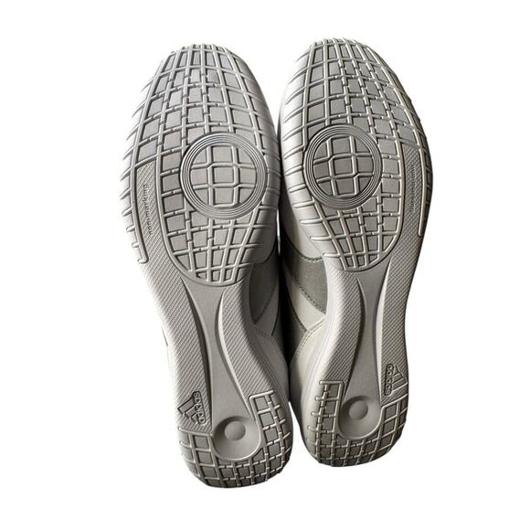 Adidas NEW Predator Club Soccer Shoes White Gray Men’s 11.5 Women’s 12.5 - Picture 7 of 7